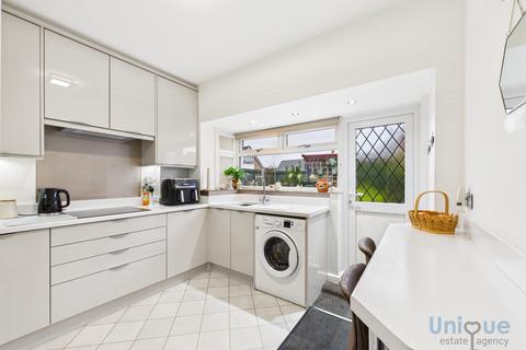 2 bedroom bungalow for sale, Boston Road,  Lytham St. Annes, FY8