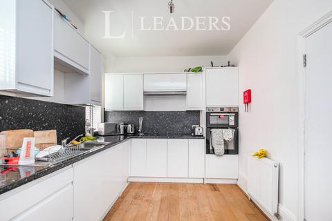 undefined, Kirkdale, London, SE26