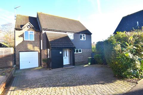 4 bedroom detached house for sale, Minton Heights, Rochford