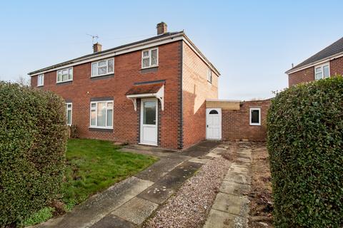 3 bedroom semi-detached house to rent, Gleed Avenue, Donington PE11