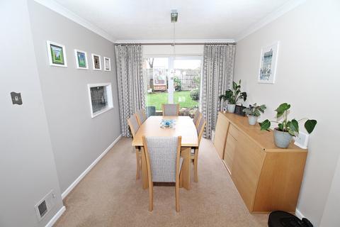 4 bedroom link detached house for sale, Osprey Road, Flitwick