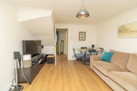 undefined, Leary Crescent, Newport Pagnell MK16