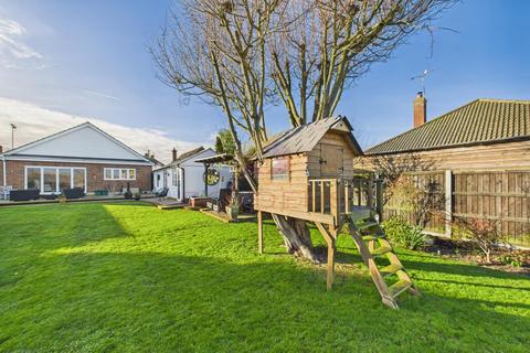 4 bedroom detached bungalow for sale, New Road, Tiptree CO5