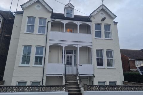 2 bedroom flat to rent, Sandown Road, Deal, CT14