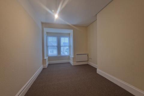 2 bedroom flat to rent, Sandown Road, Deal, CT14