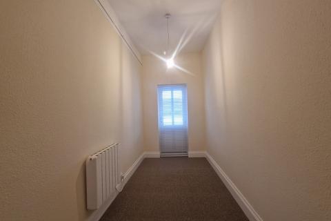 2 bedroom flat to rent, Sandown Road, Deal, CT14