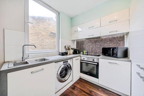 2 bedroom apartment for sale, Catford Hill, London SE6