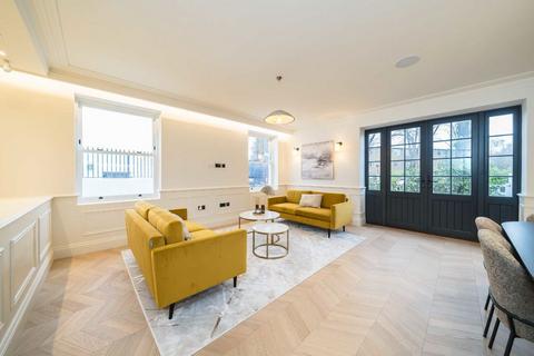 4 bedroom semi-detached house to rent, Park Hill, London SW4