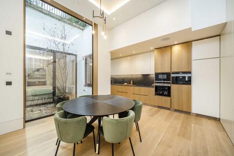 3 bedroom semi-detached house to rent, Park Hill, London SW4