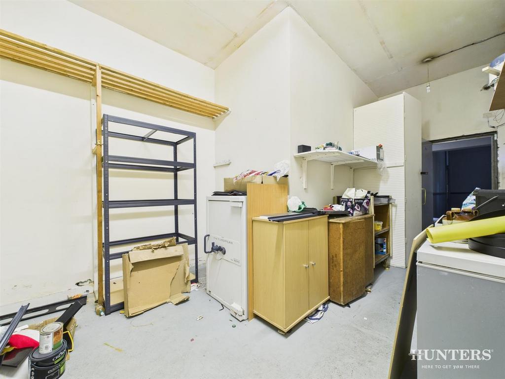 CAM05287 G0-PR0140-STILL006.jpg