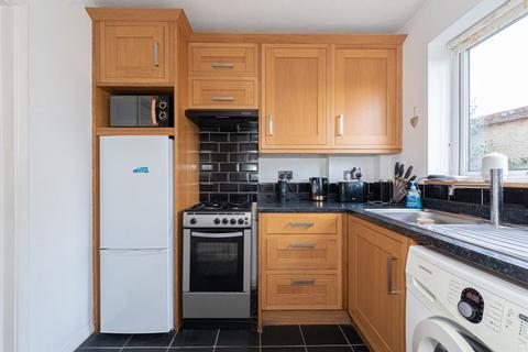 1 bedroom maisonette for sale, Blacksmith Close, Ashtead, KT21