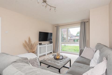 1 bedroom maisonette for sale, Blacksmith Close, Ashtead, KT21
