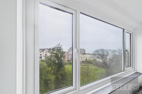 1 bedroom flat for sale, Quarry Hill, St. Leonards-On-Sea