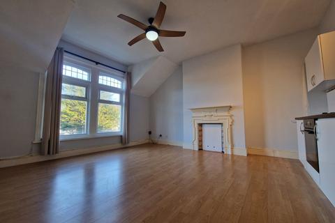 1 bedroom apartment for sale, St. Ronans Road, Hampshire PO4