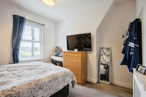 2 bedroom end of terrace house for sale, Denby Dale Road, Wakefield WF4