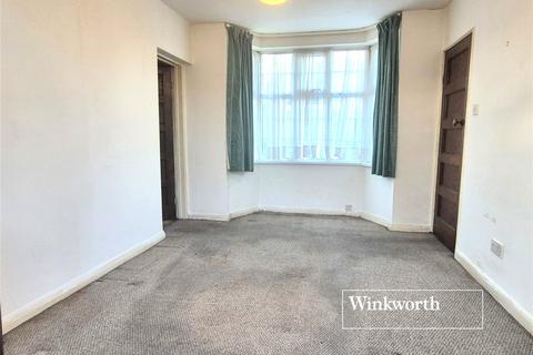 2 bedroom ground floor flat for sale, Edward Grove, New Barnet, EN4