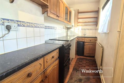2 bedroom ground floor flat for sale, Edward Grove, New Barnet, EN4