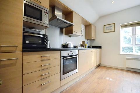 2 bedroom flat to rent, Saddlers Court, 75-77 Windsor Road, Woking, GU24