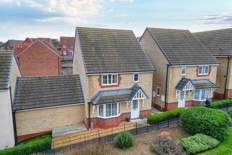 4 bedroom link detached house for sale, 10 Nightingale Drive, Whitby