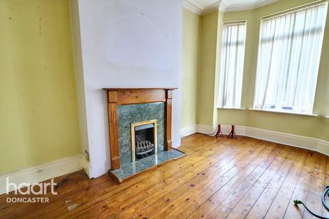 3 bedroom terraced house for sale, Victoria Road, Balby, Doncaster
