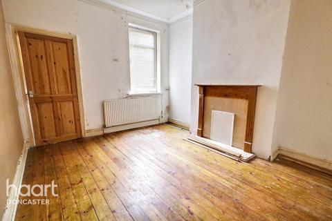 3 bedroom terraced house for sale, Victoria Road, Balby, Doncaster