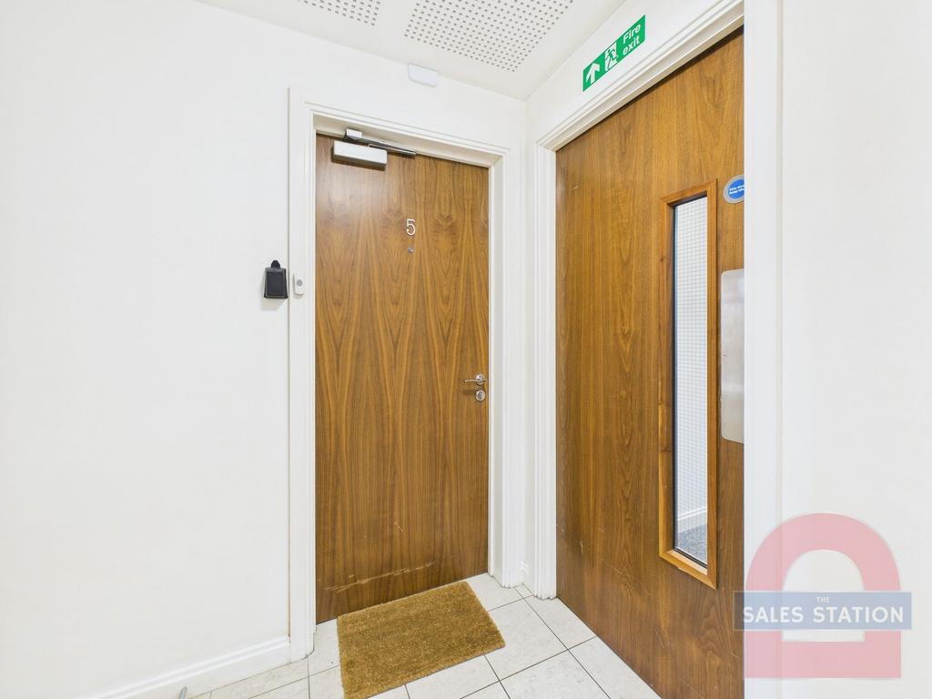 Front entrance to Property