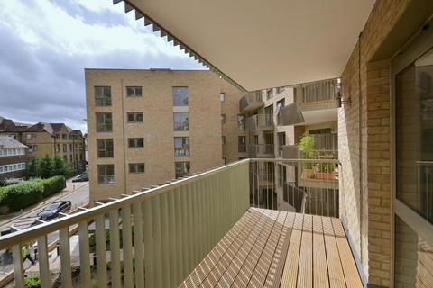 3 bedroom flat to rent, Lawn Road, London, NW3