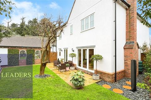 4 bedroom detached house for sale, St. Peters View, Sible Hedingham, Halstead