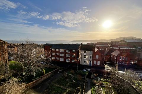 5 bedroom semi-detached house for sale, Longwestgate, Scarborough, YO11