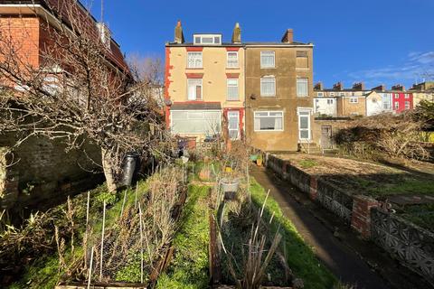 Longwestgate, Scarborough, YO11