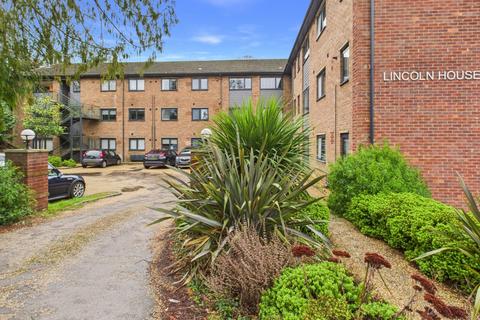 1 bedroom apartment for sale, Brookfield Road, Wooburn Green, High Wycombe, Buckinghamshire, HP10