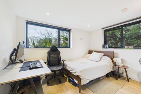 1 bedroom apartment for sale, Brookfield Road, Wooburn Green, High Wycombe, Buckinghamshire, HP10