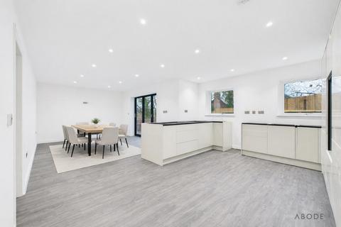 undefined, Briar Court, Burton-upon-Trent DE15