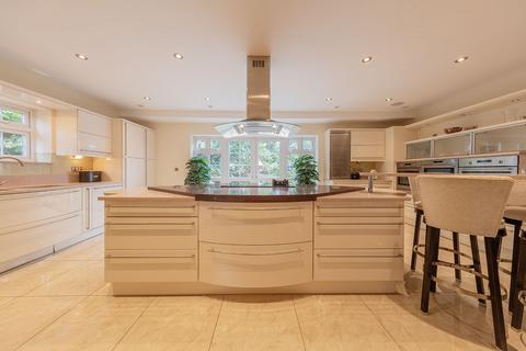 4 bedroom detached house to rent, Oadby, Leicester LE2