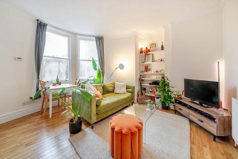 1 bedroom apartment to rent, Kennington Park Road, London, SE11