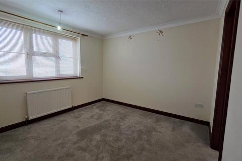 2 bedroom bungalow to rent, Green Fleet Drive, Lowestoft NR32