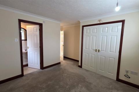 2 bedroom bungalow to rent, Green Fleet Drive, Lowestoft NR32