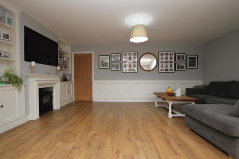 undefined, Hillside, Sutton CB6