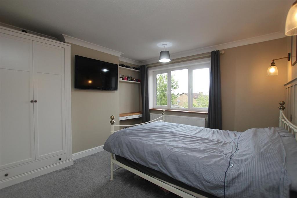 Bed 1.JPG