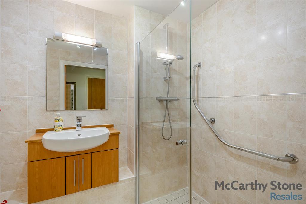 8674093-interior17.jpg