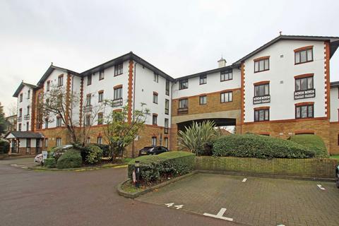 2 bedroom flat to rent, Lampton Road, Hounslow TW3