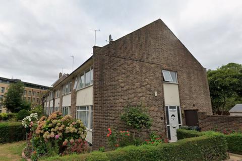 4 bedroom end of terrace house to rent, London SW4