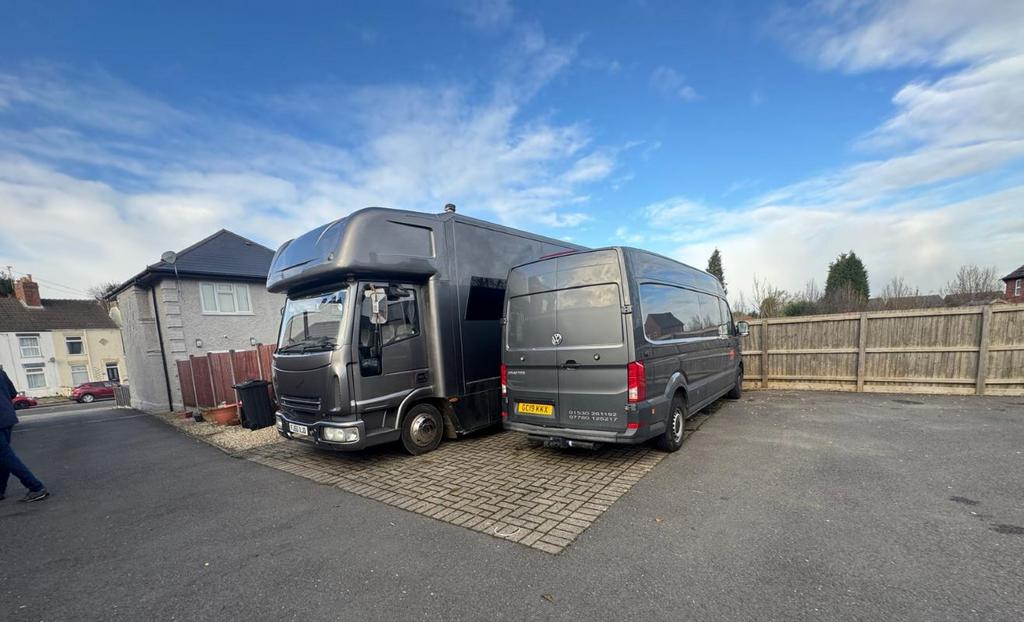 Parking spaces to the rear of 67 Whitehill Road
