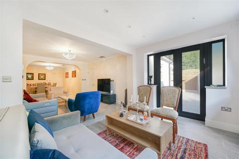 3 bedroom semi-detached bungalow for sale, Morley Crescent, Edgware