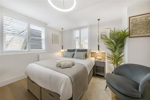 Studio to rent, Shirland Road, London, W9