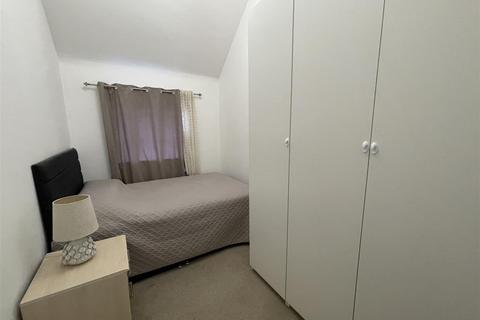 2 bedroom flat for sale, The Crescent, Gloucester