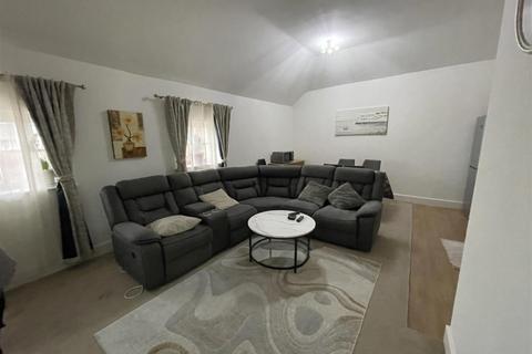 2 bedroom flat for sale, The Crescent, Gloucester