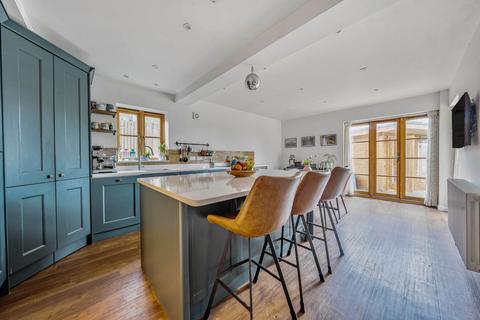 4 bedroom semi-detached house for sale, Maidstone Road, Pembury, TN2