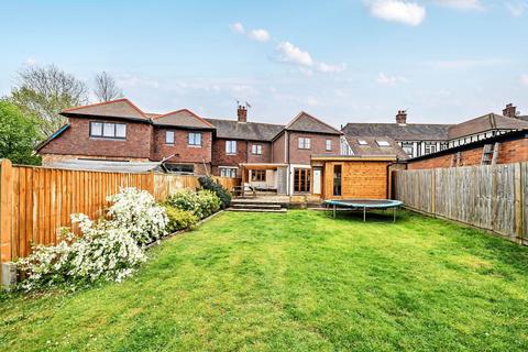 4 bedroom semi-detached house for sale, Maidstone Road, Pembury, TN2