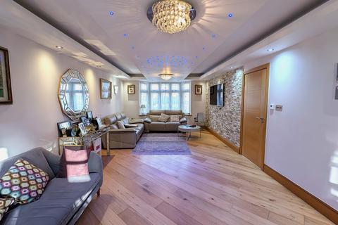 undefined, Wallasey Crescent, Uxbridge, Greater London, UB10